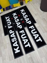 Kasap logolu paspasın baskı detayı, dayanıklı malzeme ve uzun ömürlü kullanım