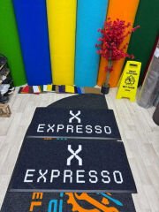 Cafeler için logolu kapı önü paspas, dayanıklı ve kişiye özel tasarım